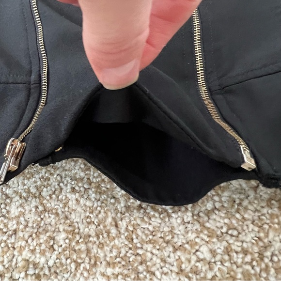 Black Cropped Moto Jacket Size Small Gold Double Zippers - Picture 5 of 12